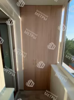 Отделка балкона с утеплением в многоквартирном доме