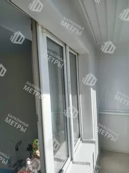 Остекление балкона и отделка стен